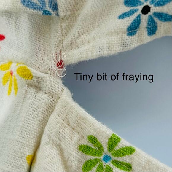 Urban Outfitters Molly Skort Floral Romper US Size 6 White Red V-neck Wrap Style - Picture 6 of 11